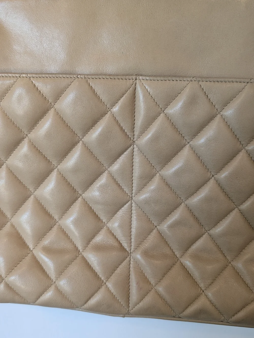 Chanel Vintage Beige Quilted Shoulder Bag with Chain Strap